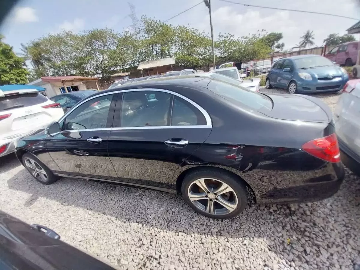 car Left