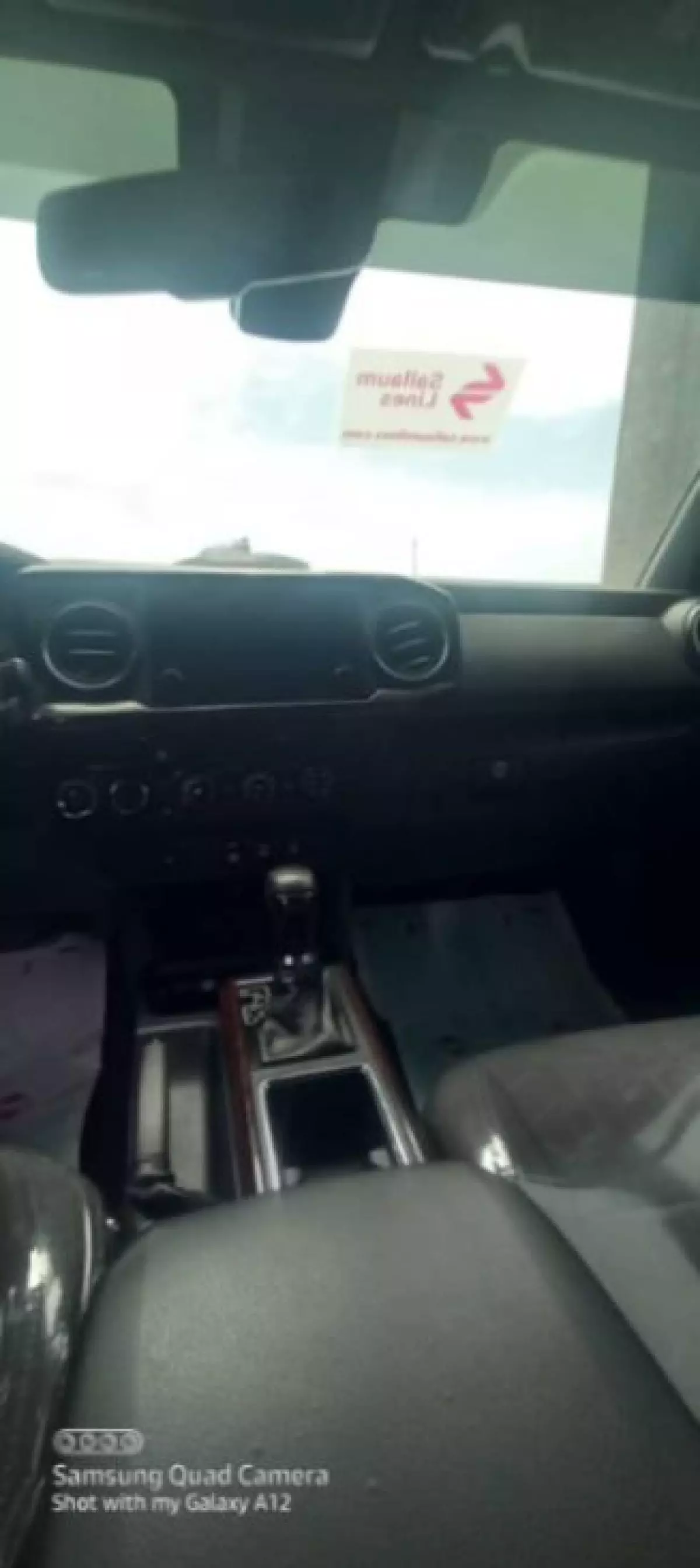 interiorFront