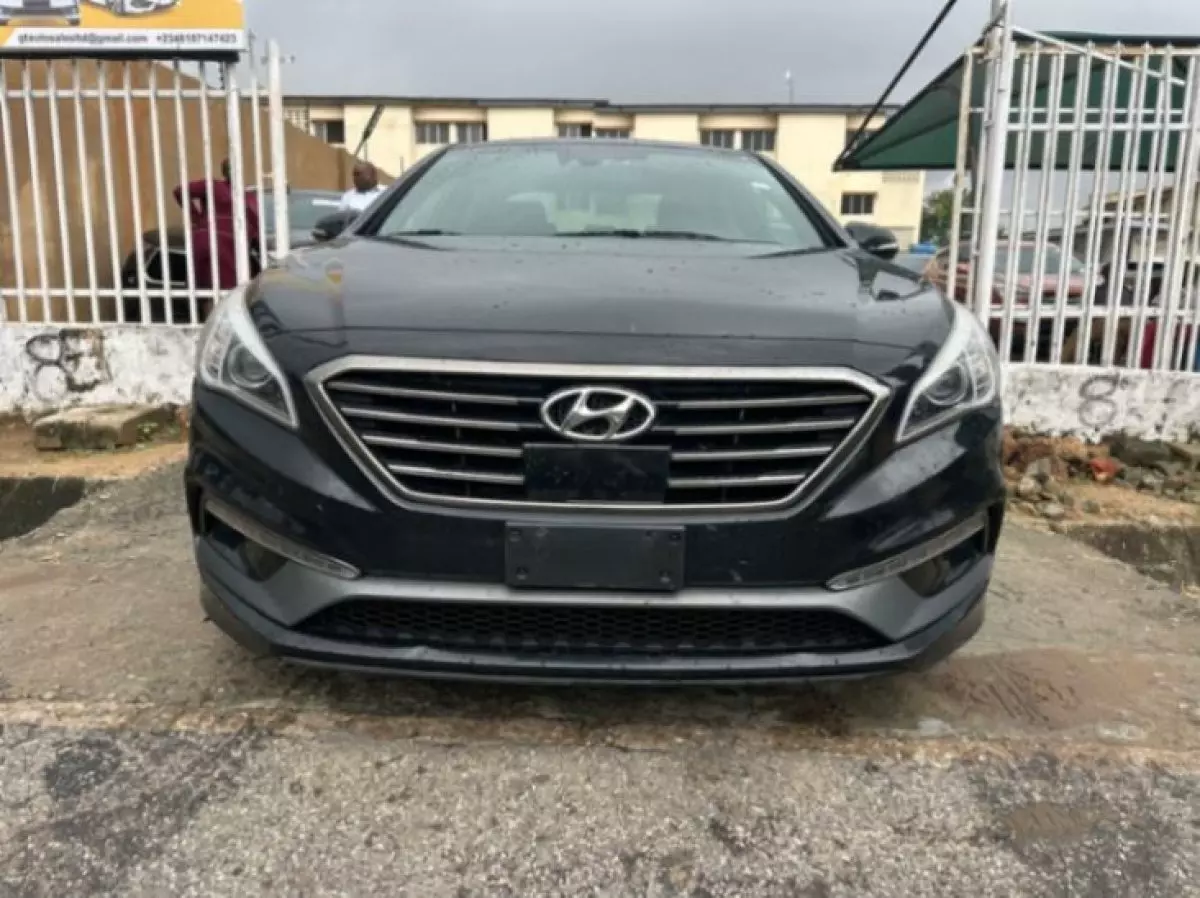 Hyundai Sonata - 2015