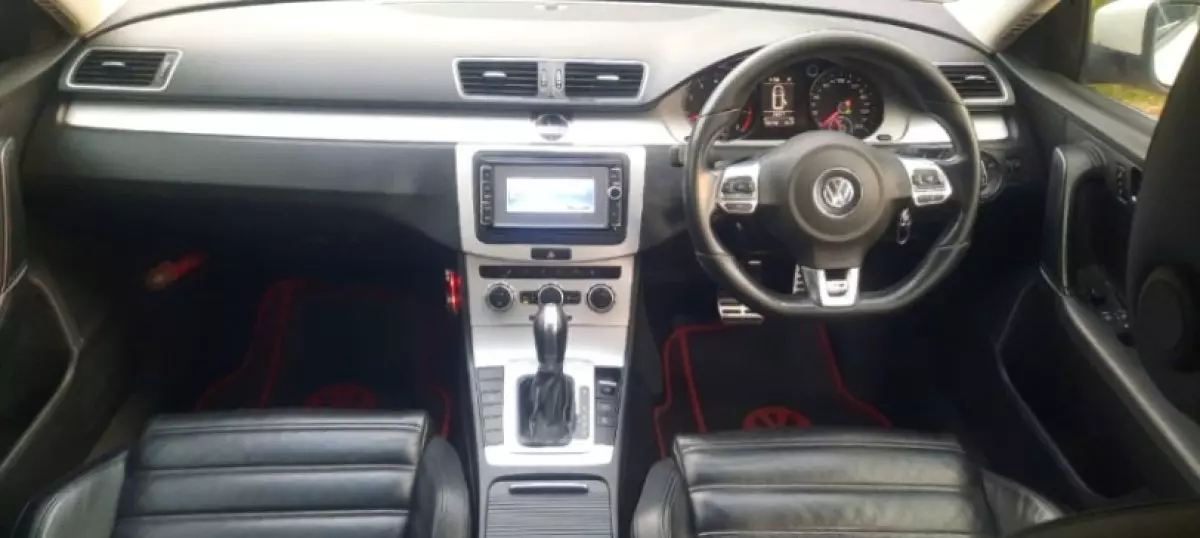 interiorFront