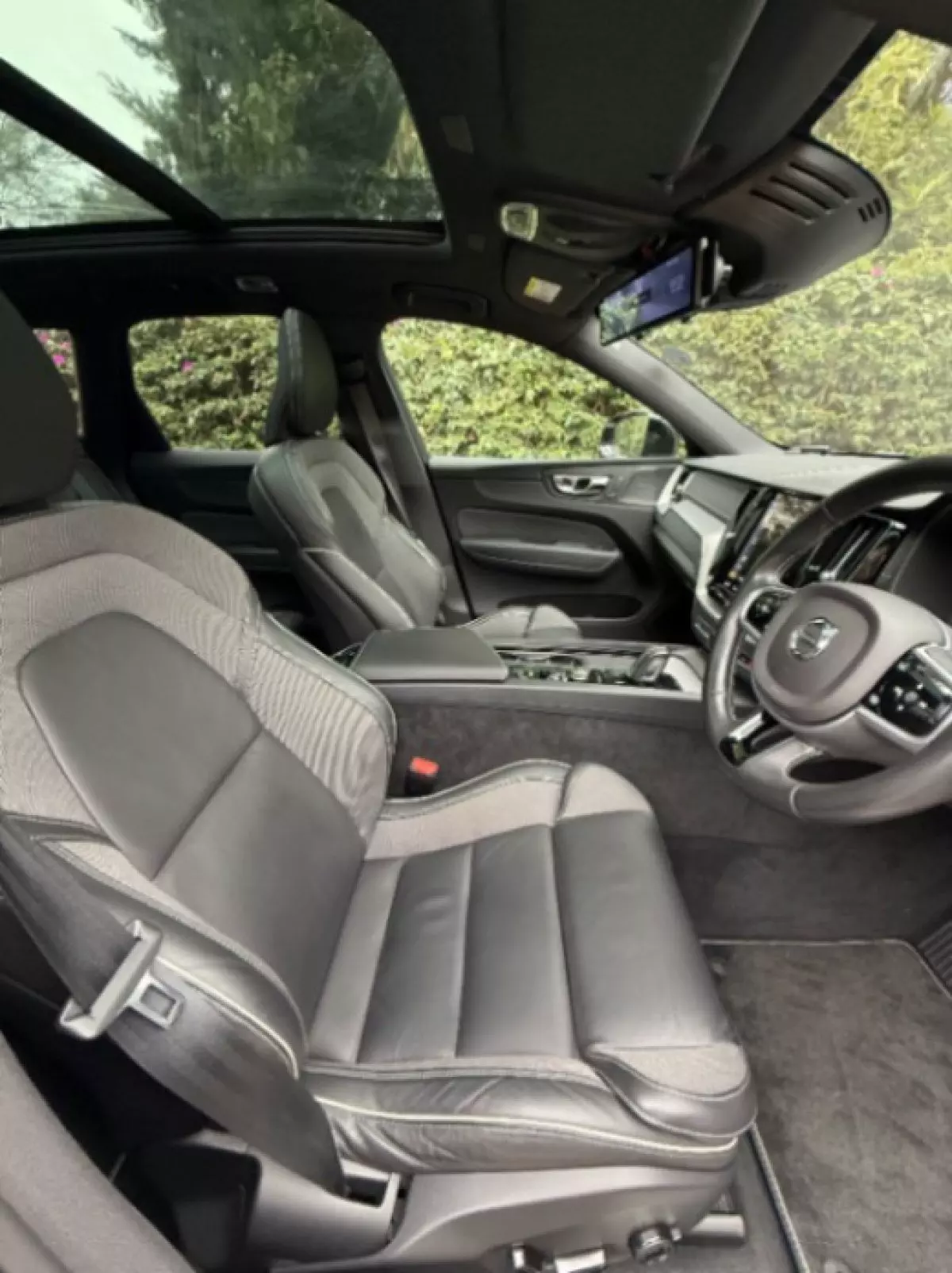 interiorFront