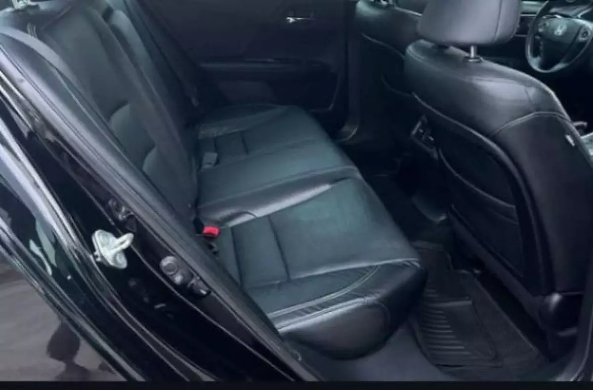 interiorBack