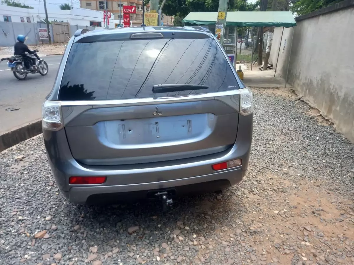car Back