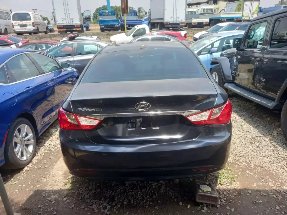 car Back