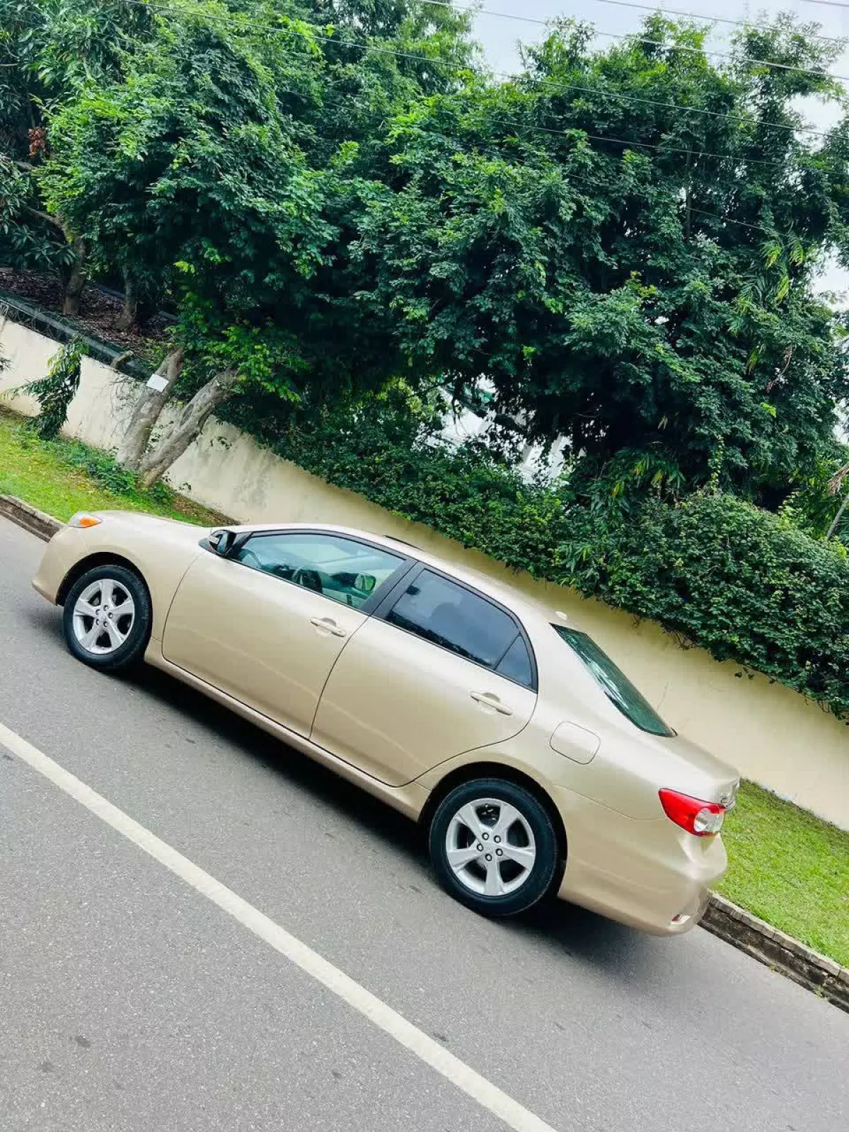 car Right Back