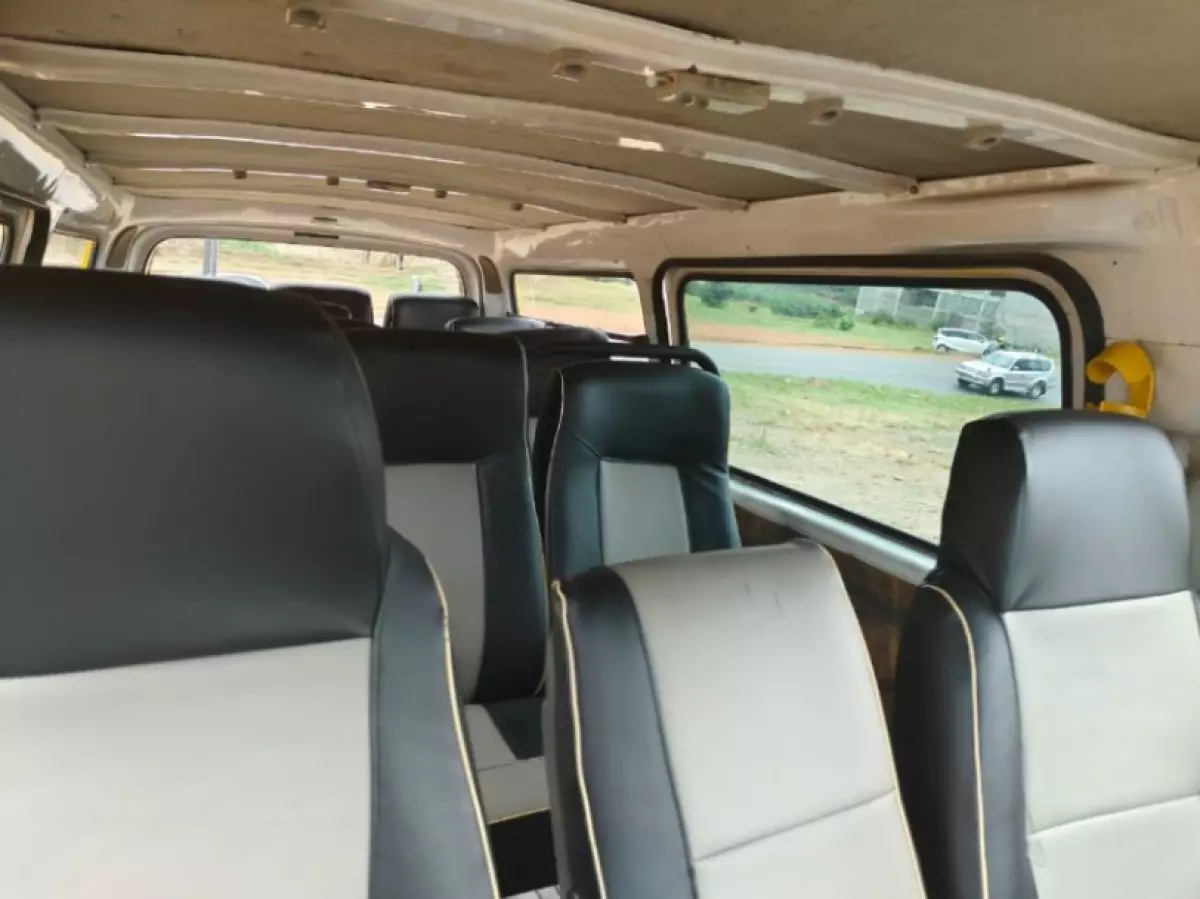 interiorBack