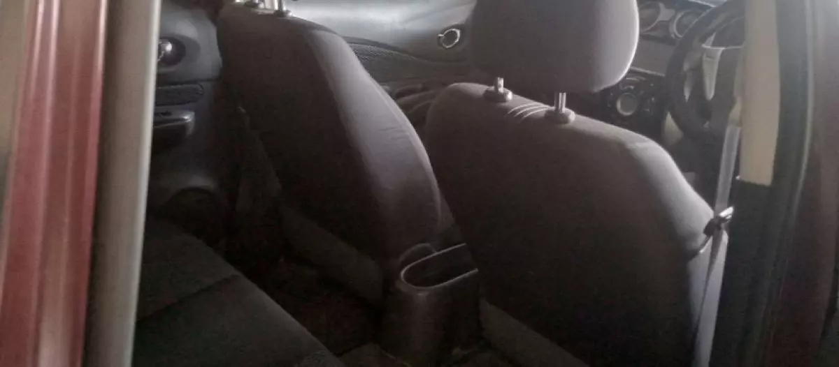 interiorBack