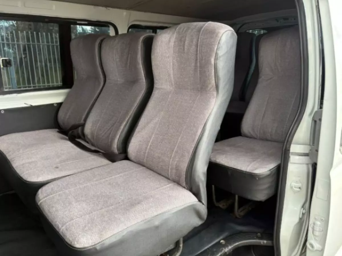 interiorBack