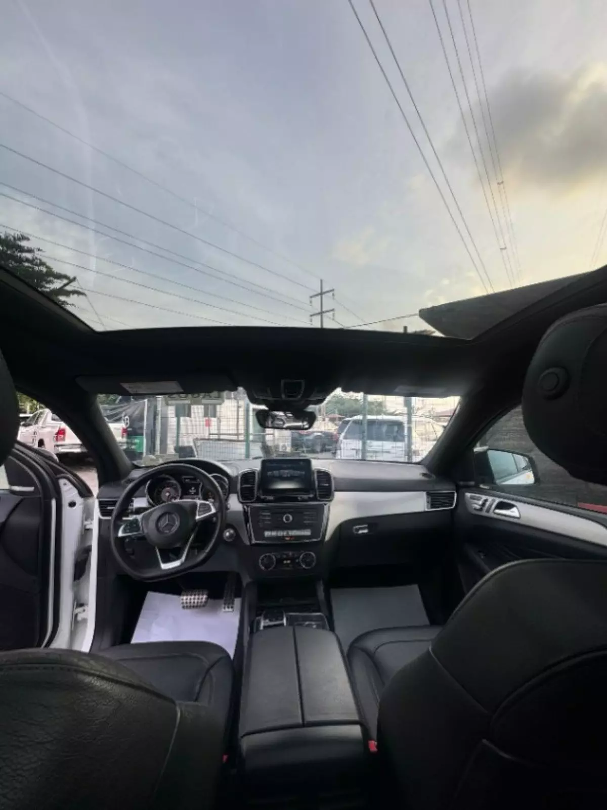 interiorBack