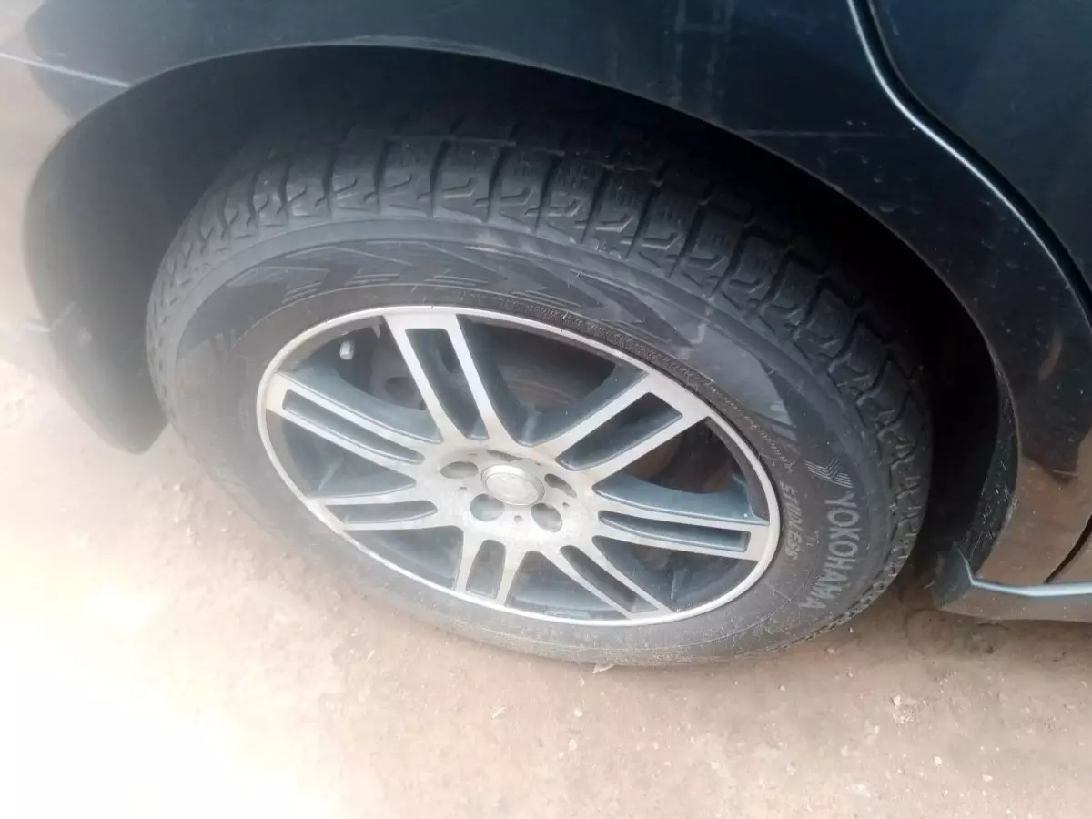 tyre2