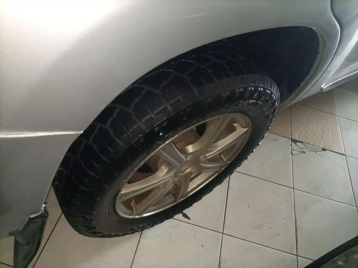 tyre2