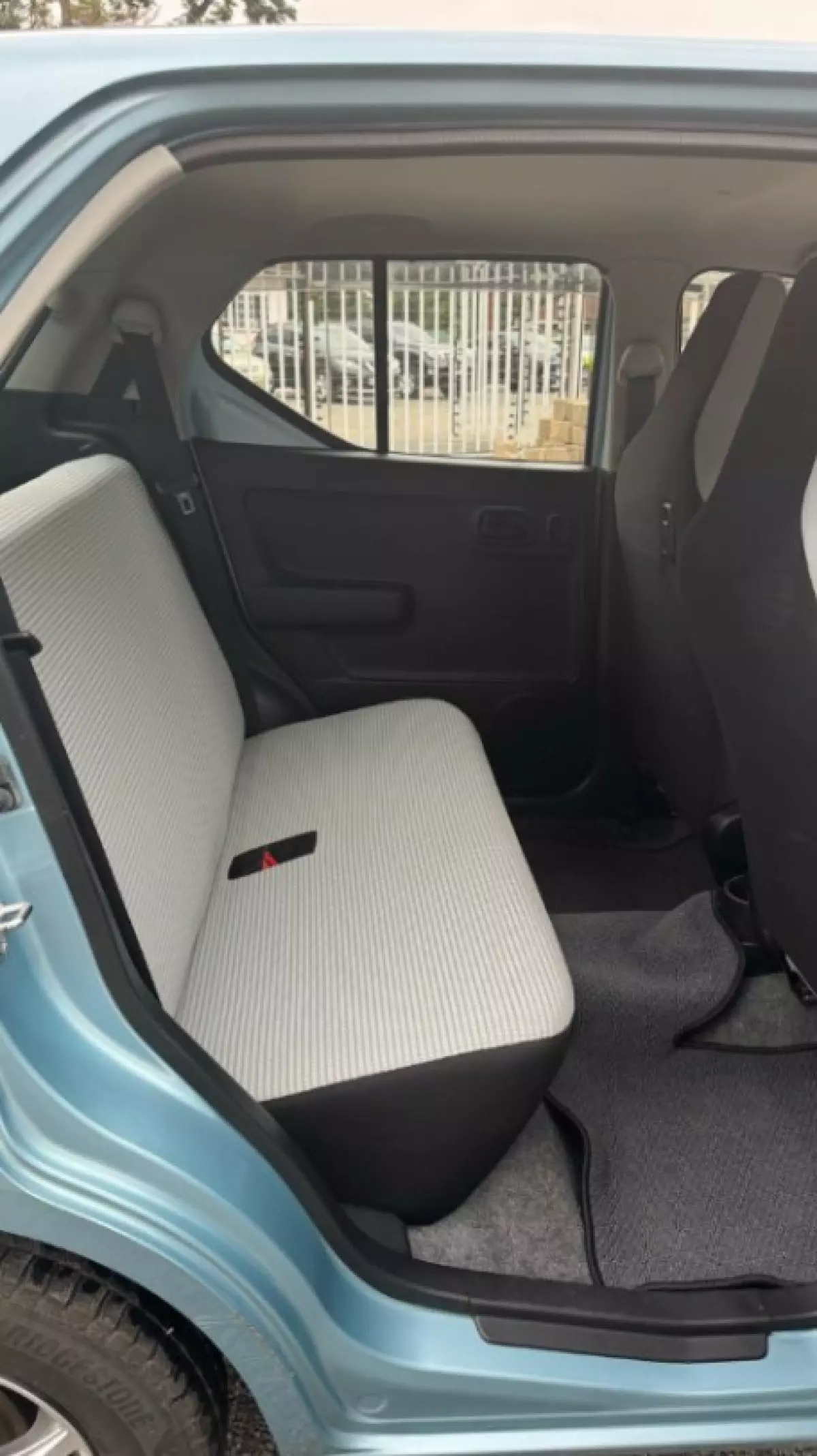 interiorBack