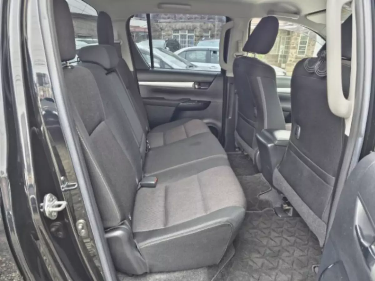 interiorBack