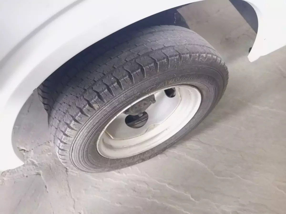 tyre2