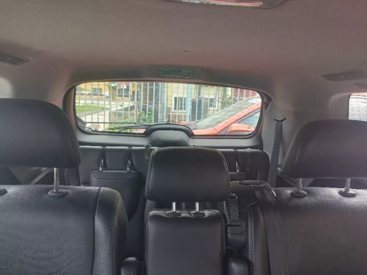 interiorBack