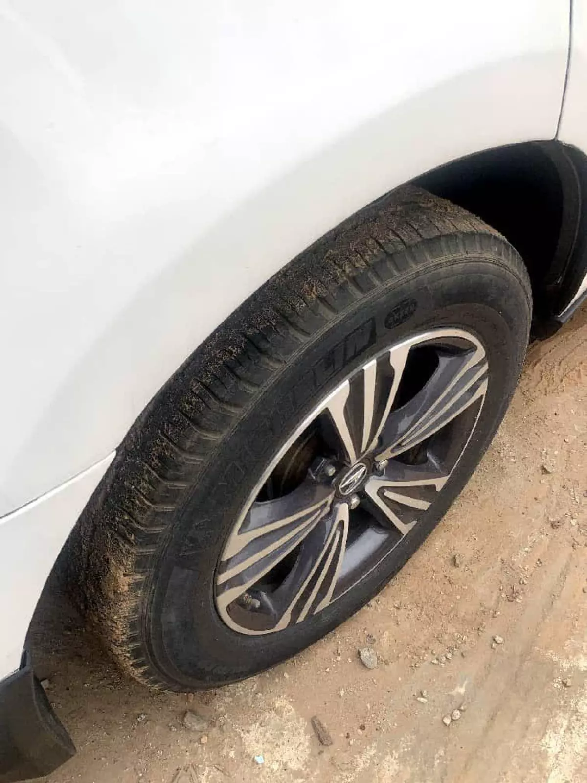 tyre0