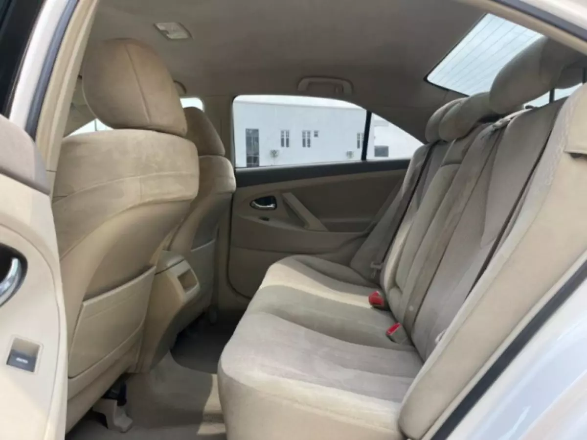 interiorBack