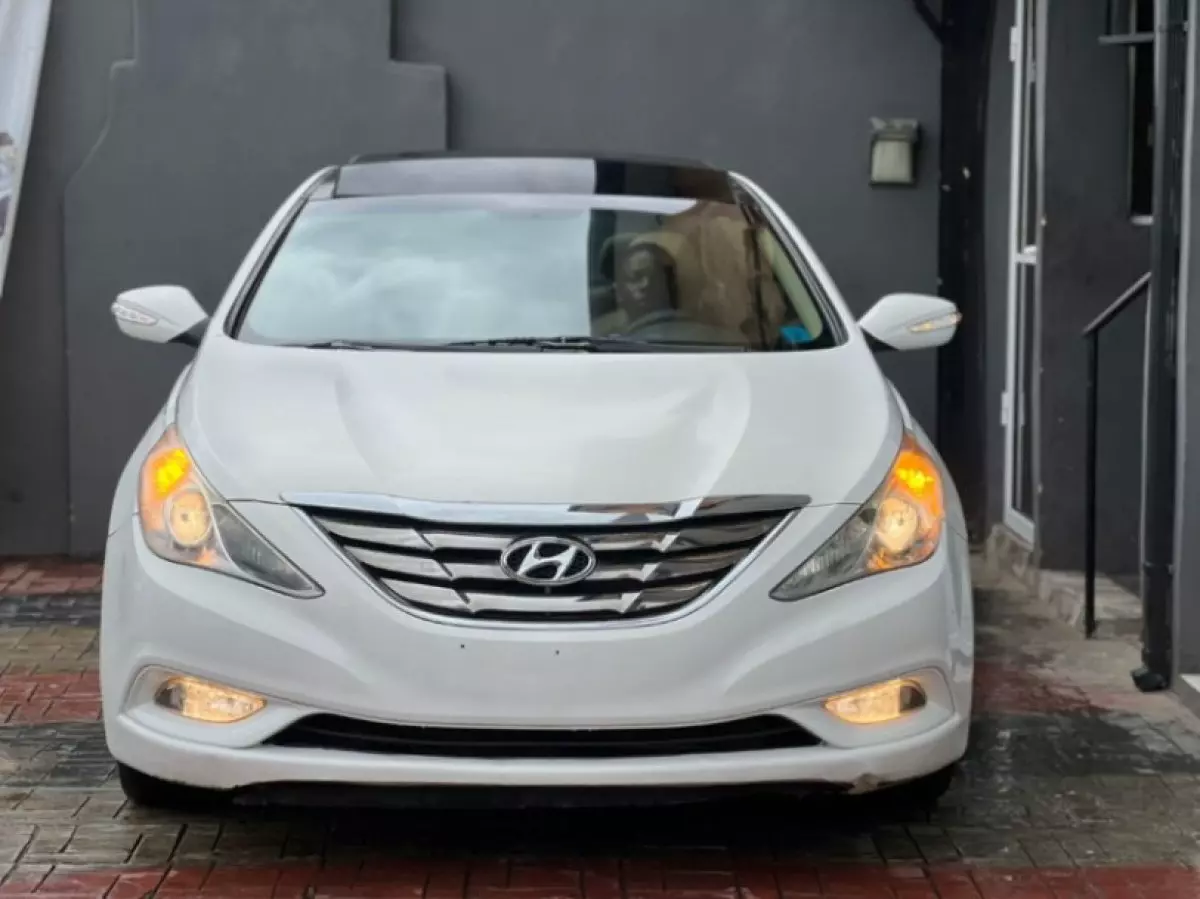 Hyundai Sonata - 2014