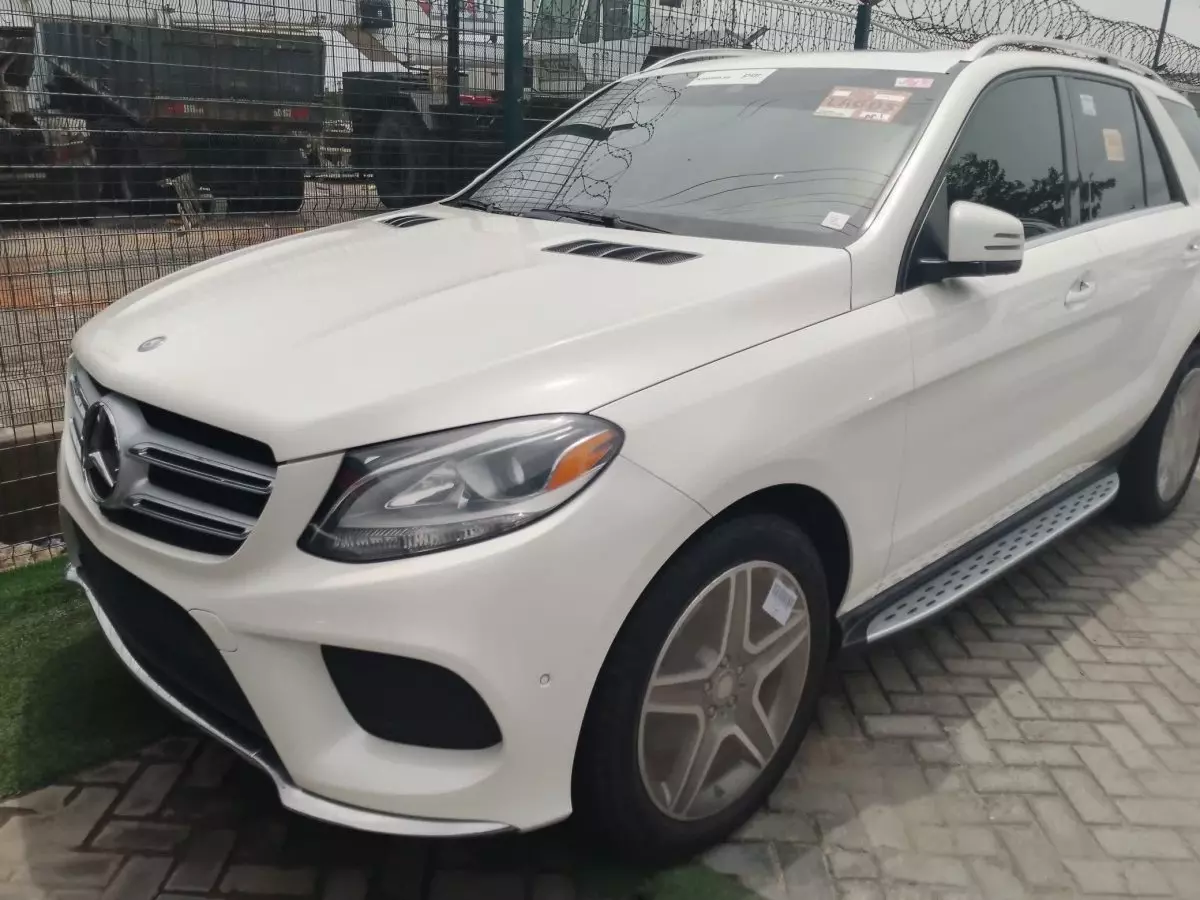 car Left Back