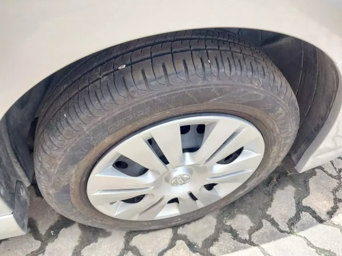 tyre0