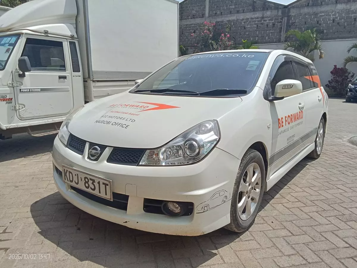 Nissan Wingroad  - 2015