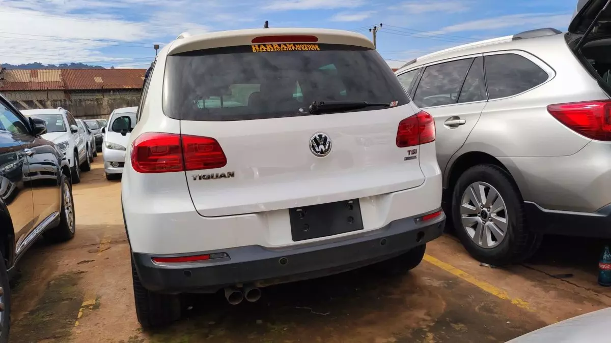 car Back