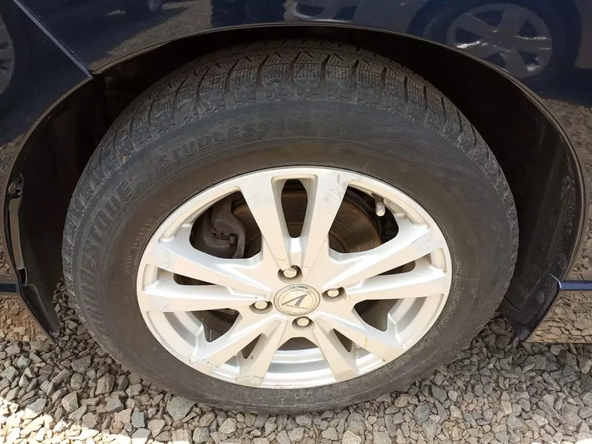 tyre2