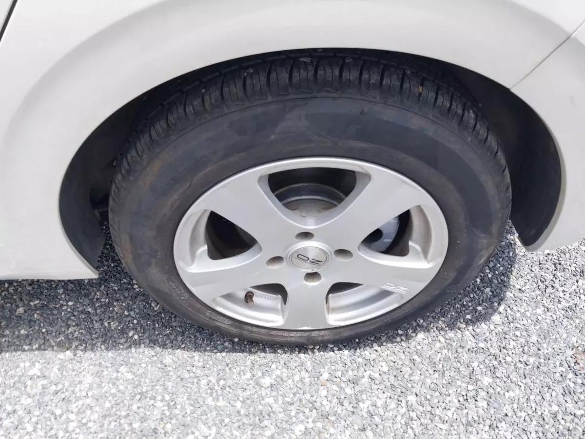 tyre3