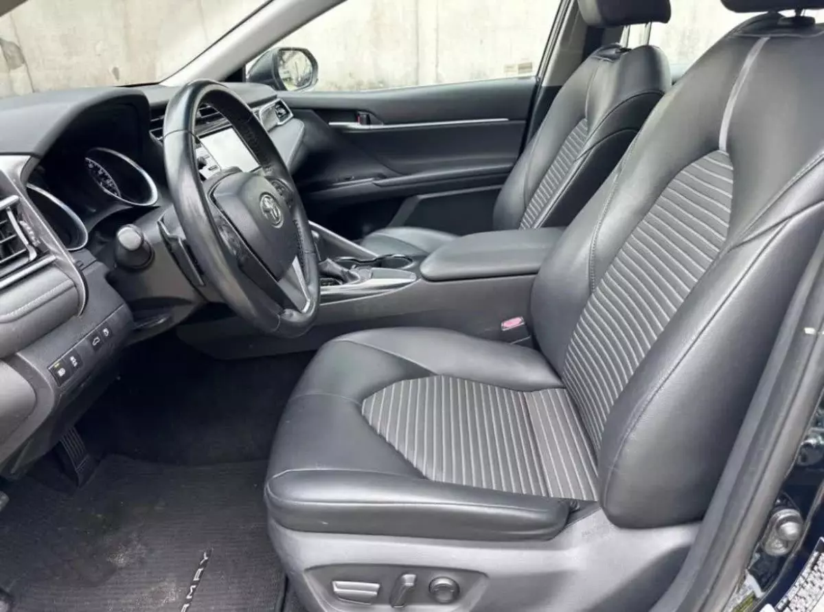 car Left