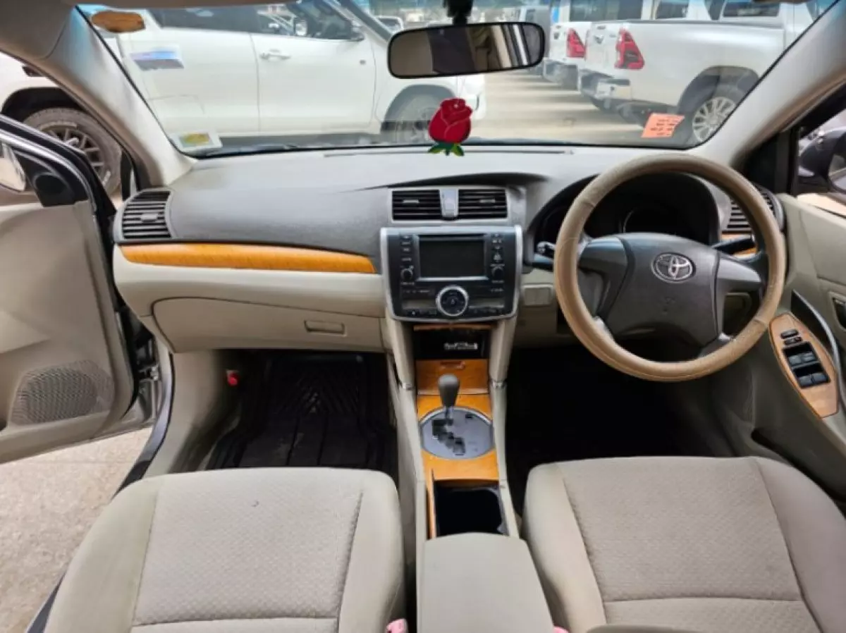 interiorFront