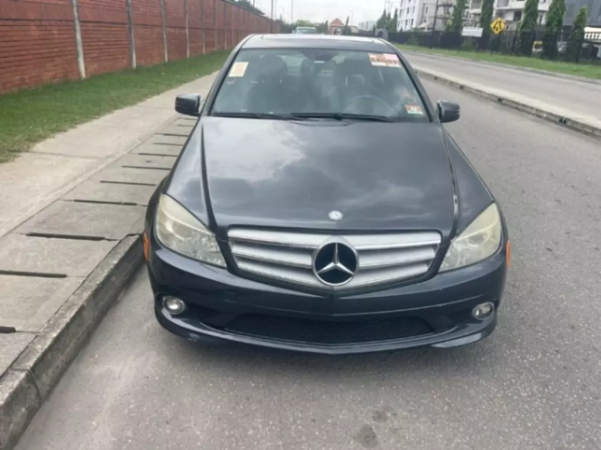 Mercedes-Benz C 300 - 2010