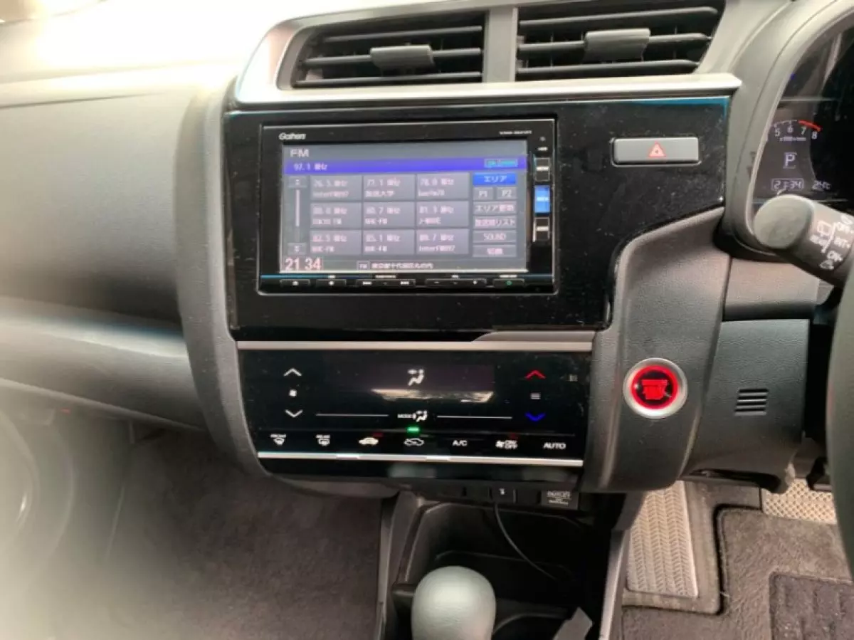 interiorBack