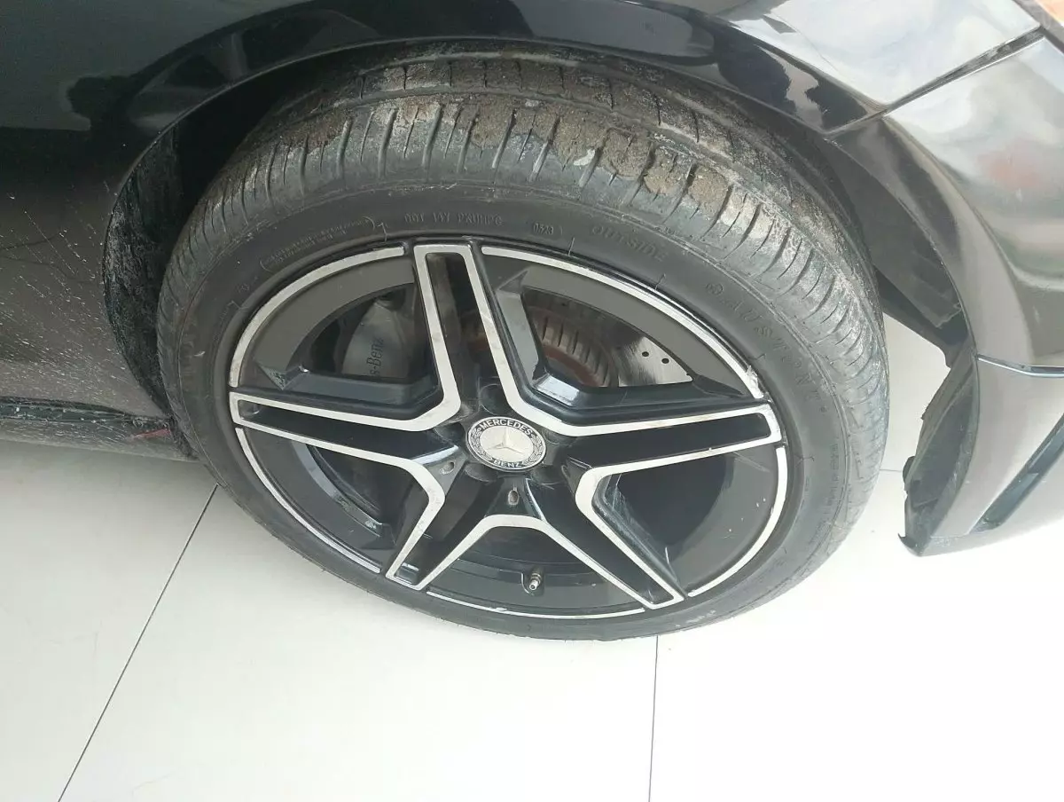 tyre2