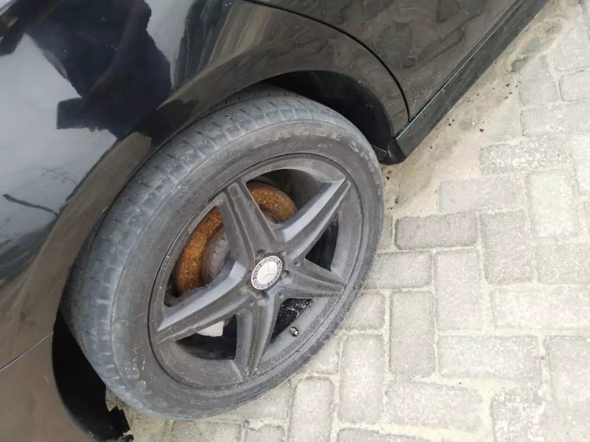 tyre1