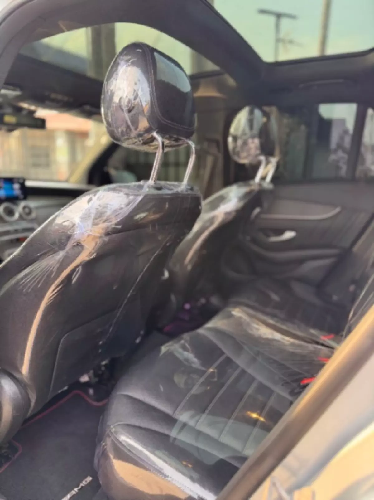 interiorBack