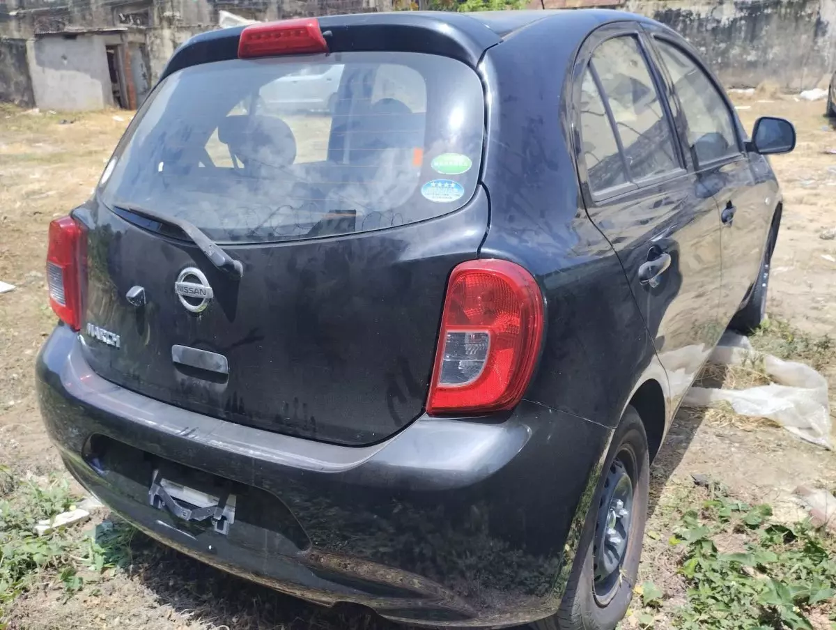 car Back