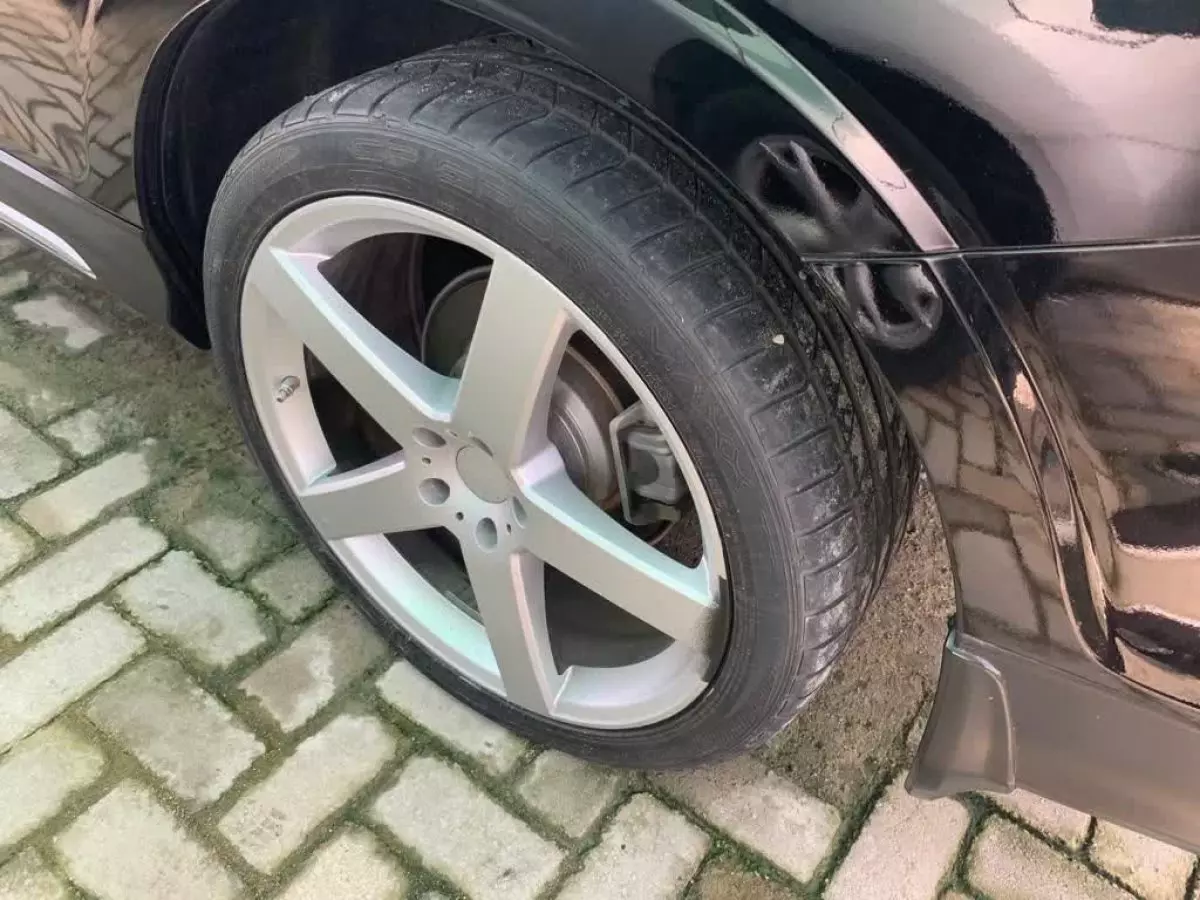 tyre0