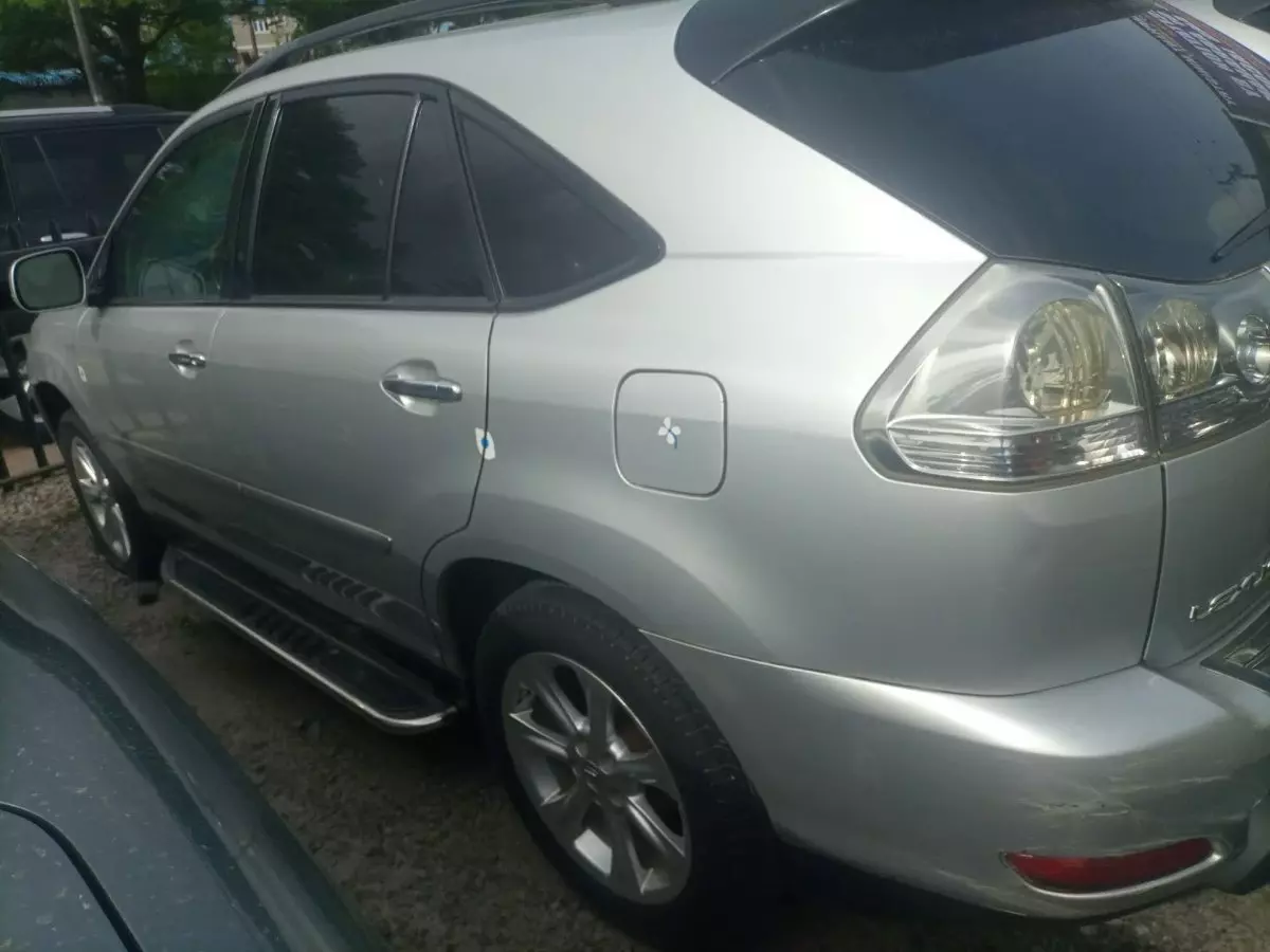car Right Back