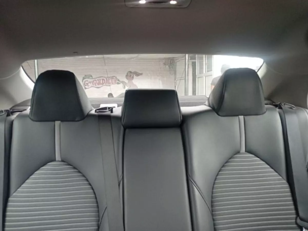 interiorBack