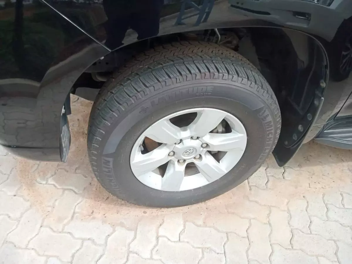 tyre0