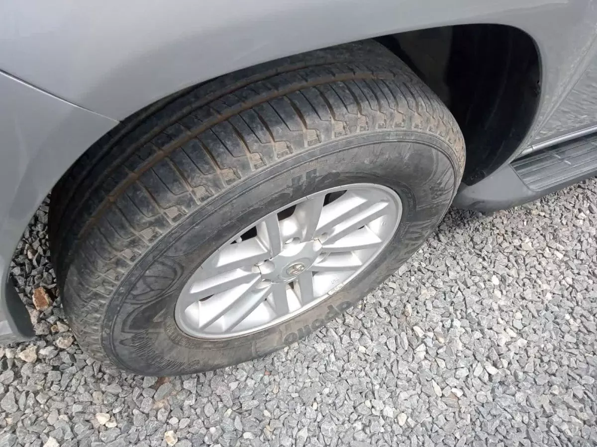 tyre1