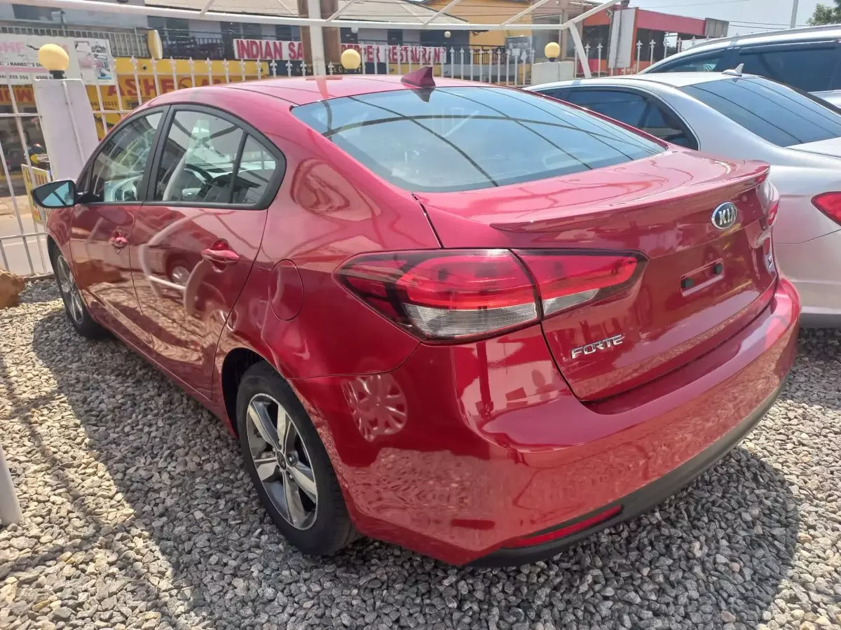 Car Left Back