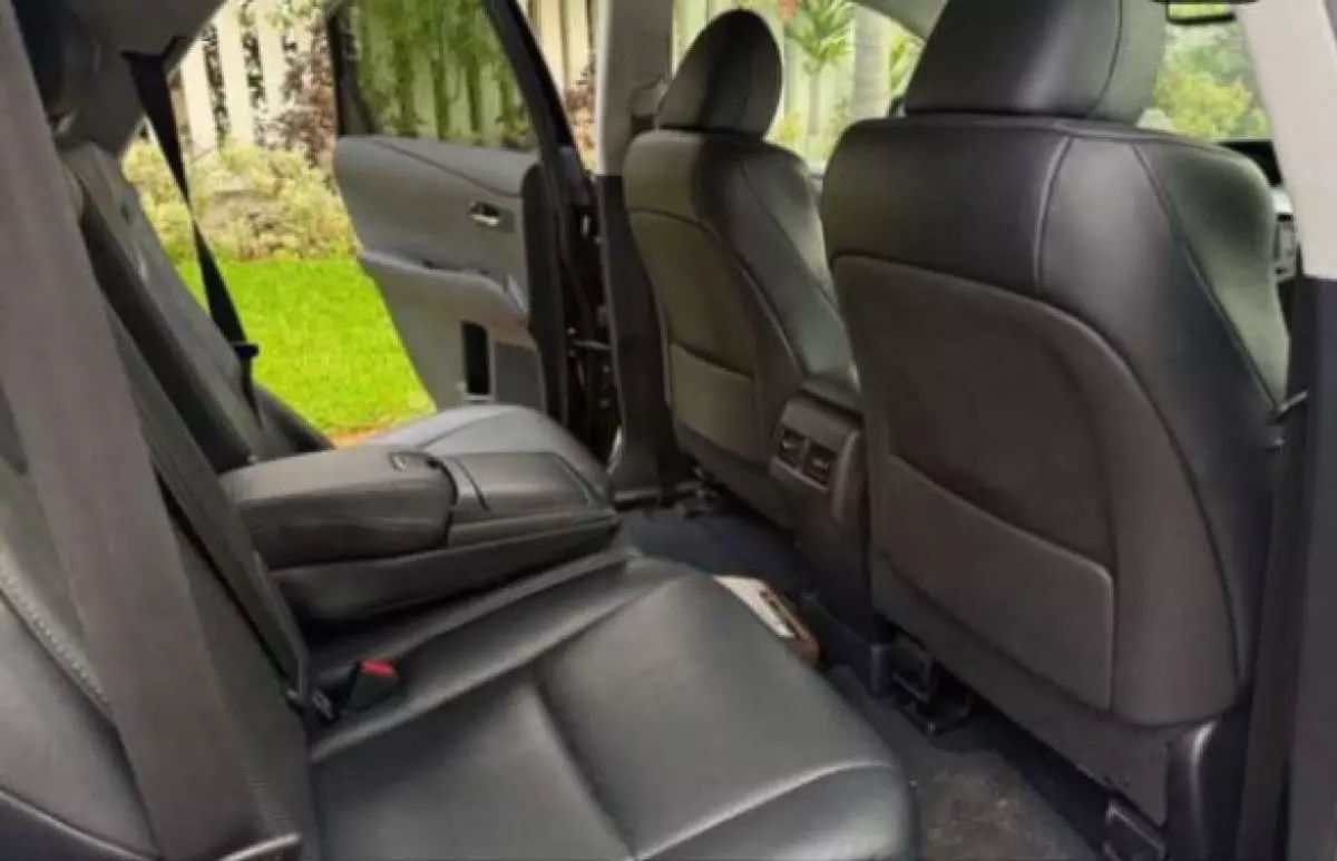 interiorBack