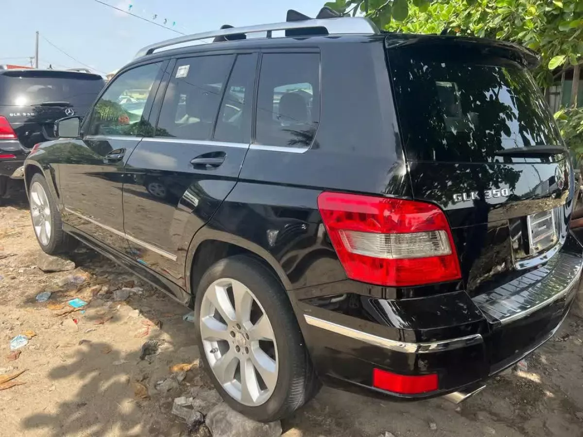 car Back