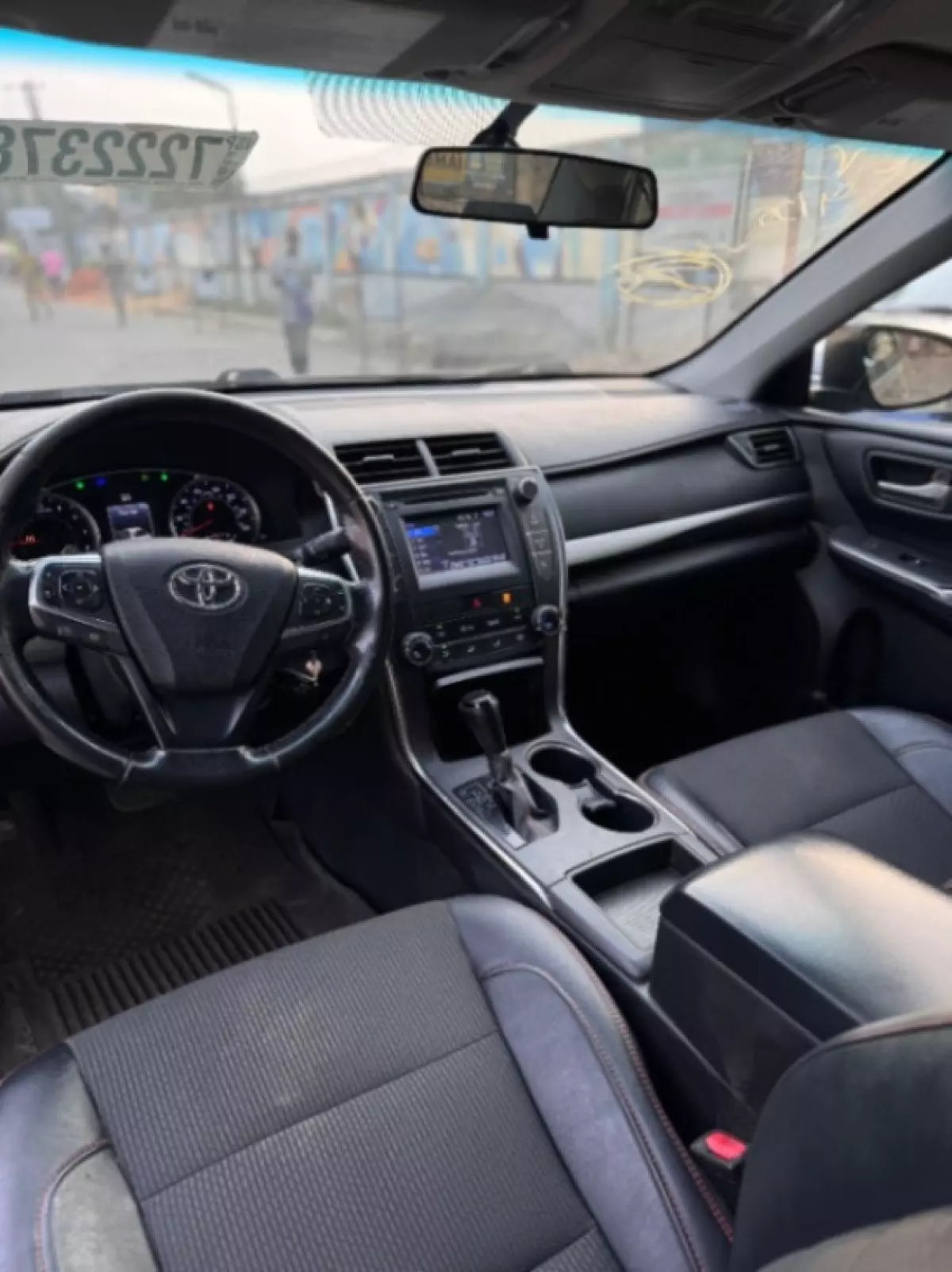 interiorFront