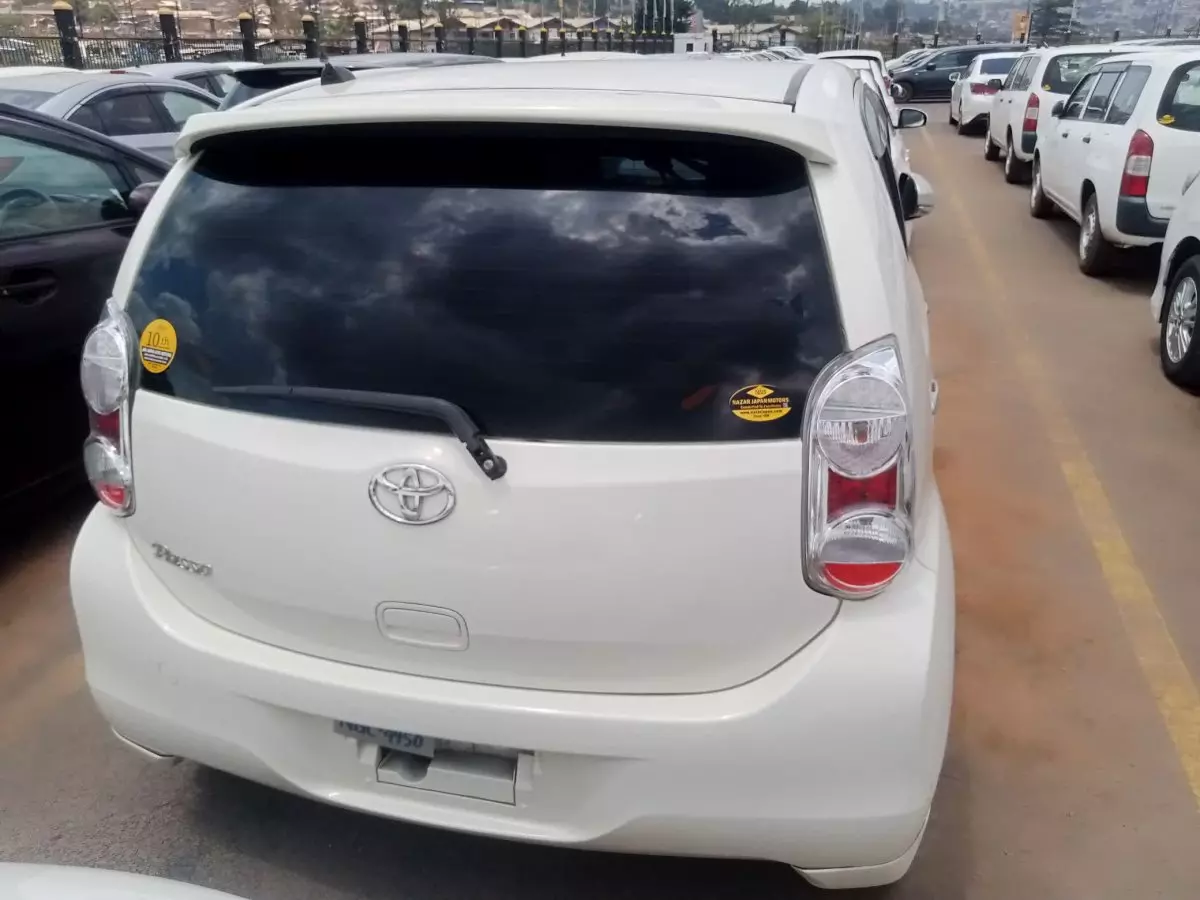 car Left Back