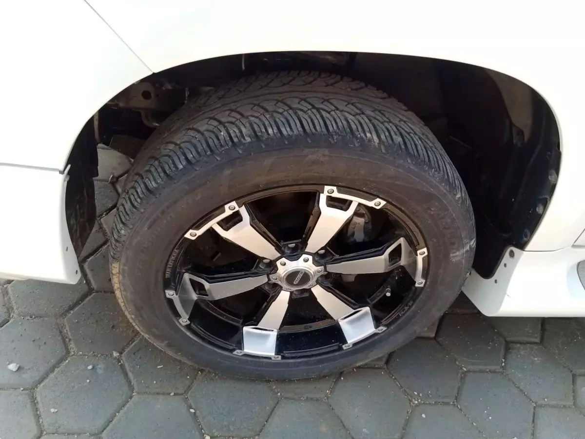 tyre1