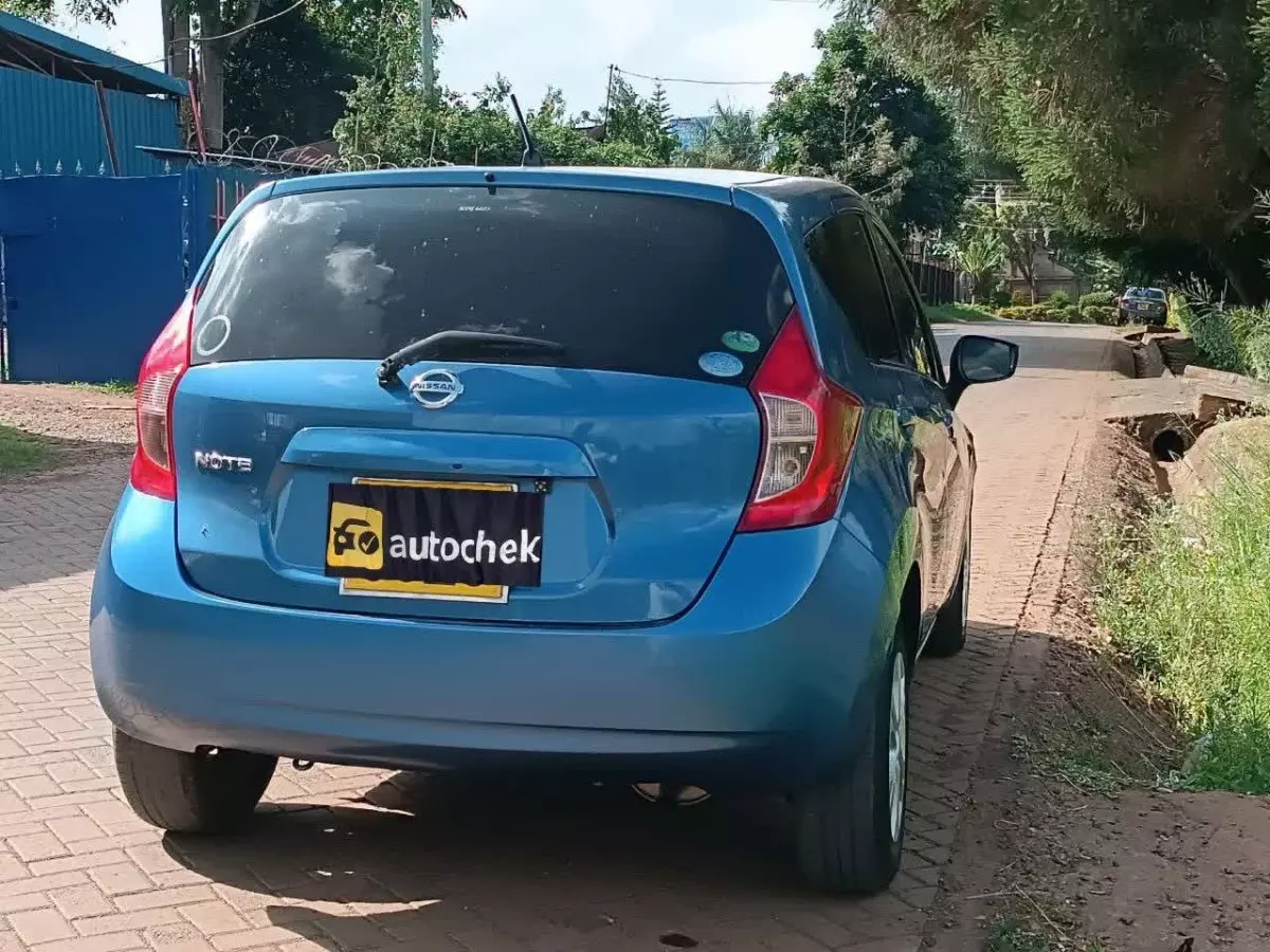 car Right Back