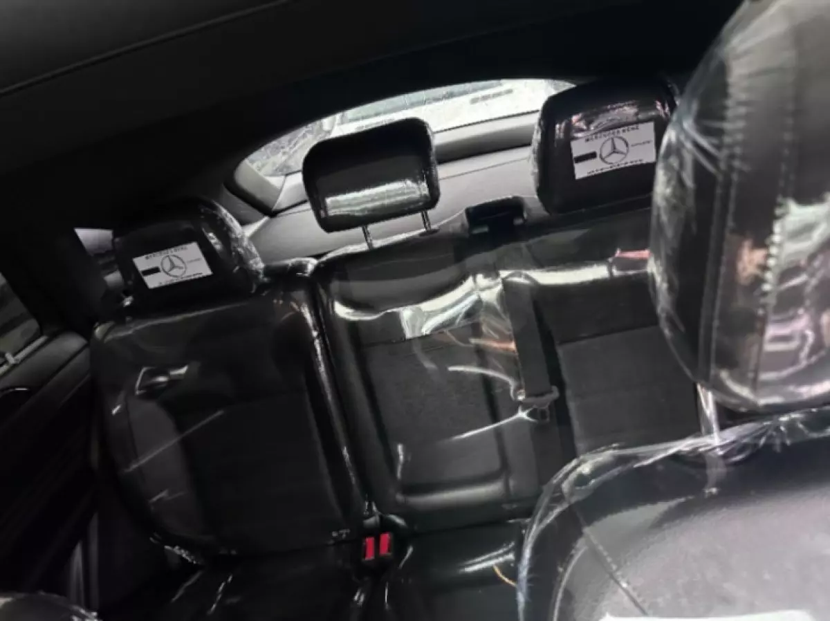 interiorBack