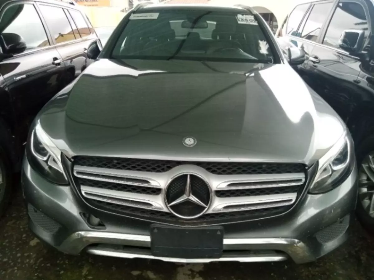 Mercedes-Benz GLC 300 - 2017